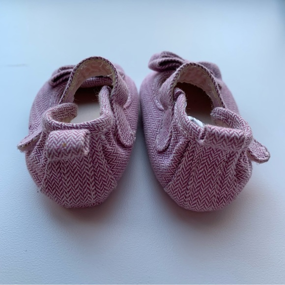 3/$10 MEXX Baby girl shoes 3m - Picture 4 of 4